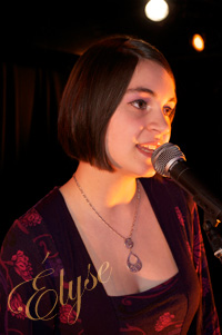 Élyse, chanteuse
